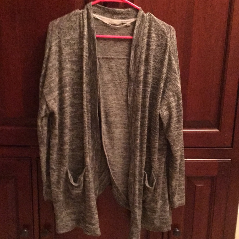 NEVER WORN warm grey yoga cardigan